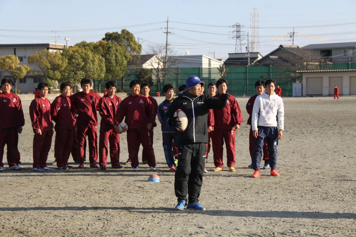 近隣高校生へのラグビー指導を行いました