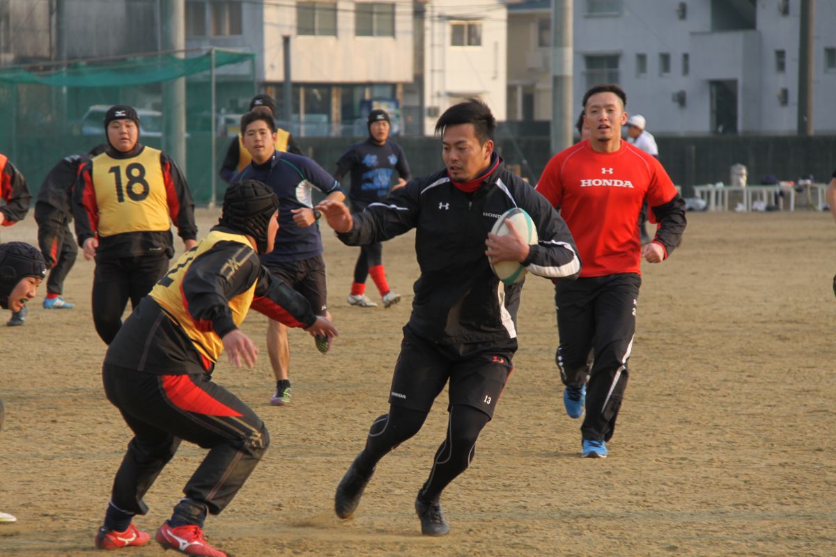 近隣高校生へのラグビー指導を行いました