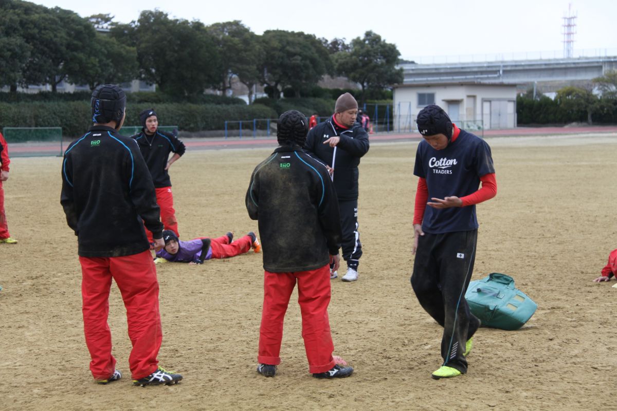 近隣高校生へのラグビー指導を行いました