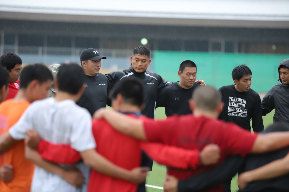 【普及活動】県内高校ラグビー部7校でラグビー指導を行いました