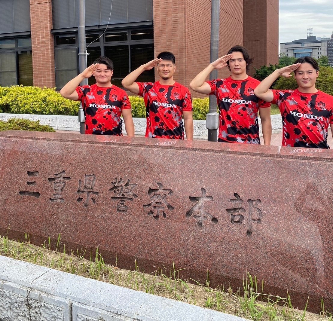 【地域貢献活動】三重県警察より『三重クライム・ディフェンダー』に任命いただきました