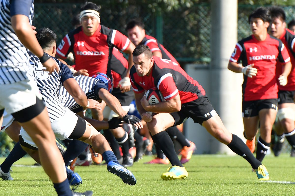 "Pre-season game" vs Kintetsu Liners